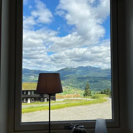 Luxury Norwegian Mountain View - Balcony Apartman Voss